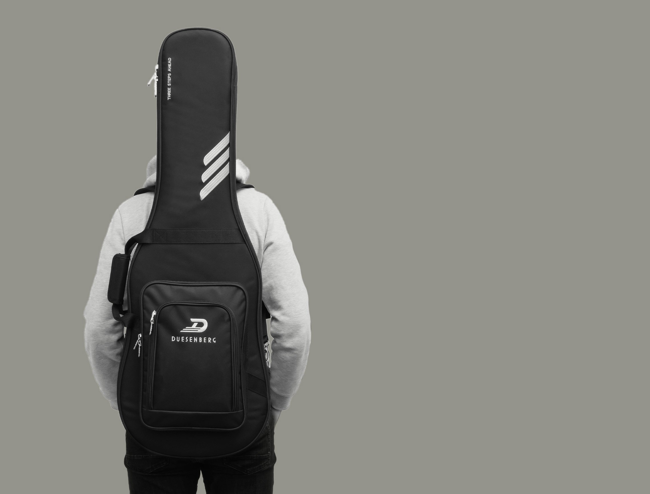 SNIPPET_Bags_2light(img-left) Photo of the Duesenberg Custom Line Bag